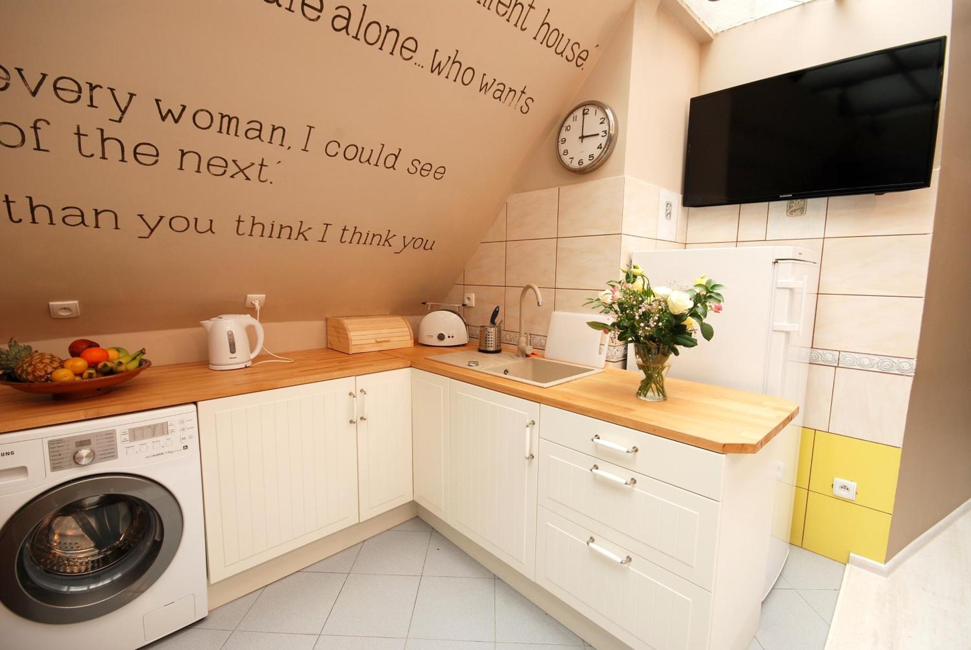 Rosemary'S Private Ensuite Rooms In Old Town Poznan Exterior photo