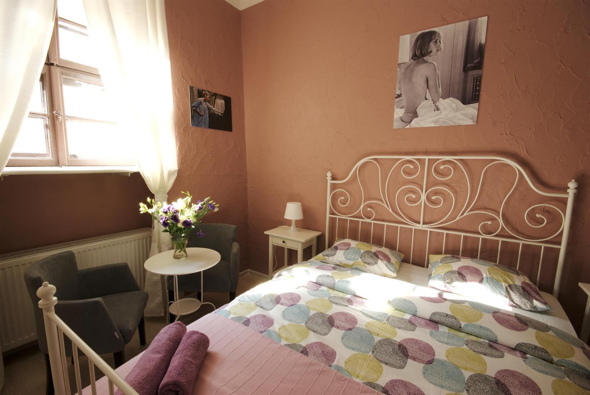 Rosemary'S Private Ensuite Rooms In Old Town Poznan Exterior photo