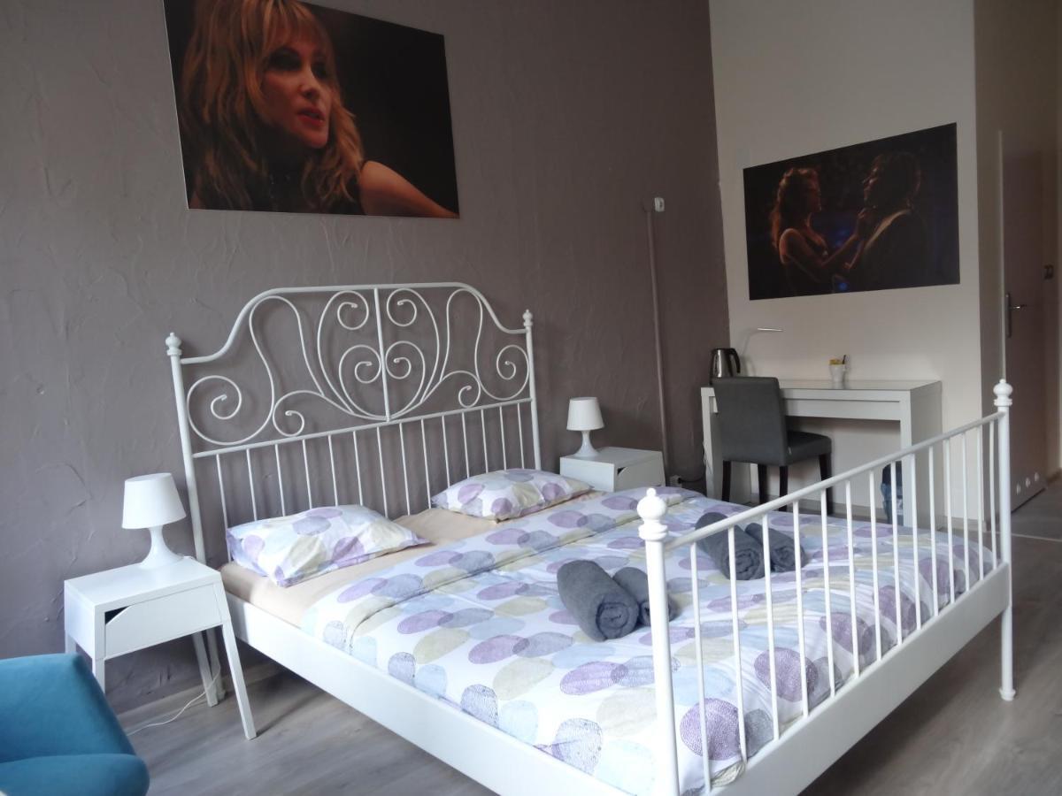 Rosemary'S Private Ensuite Rooms In Old Town Poznan Exterior photo