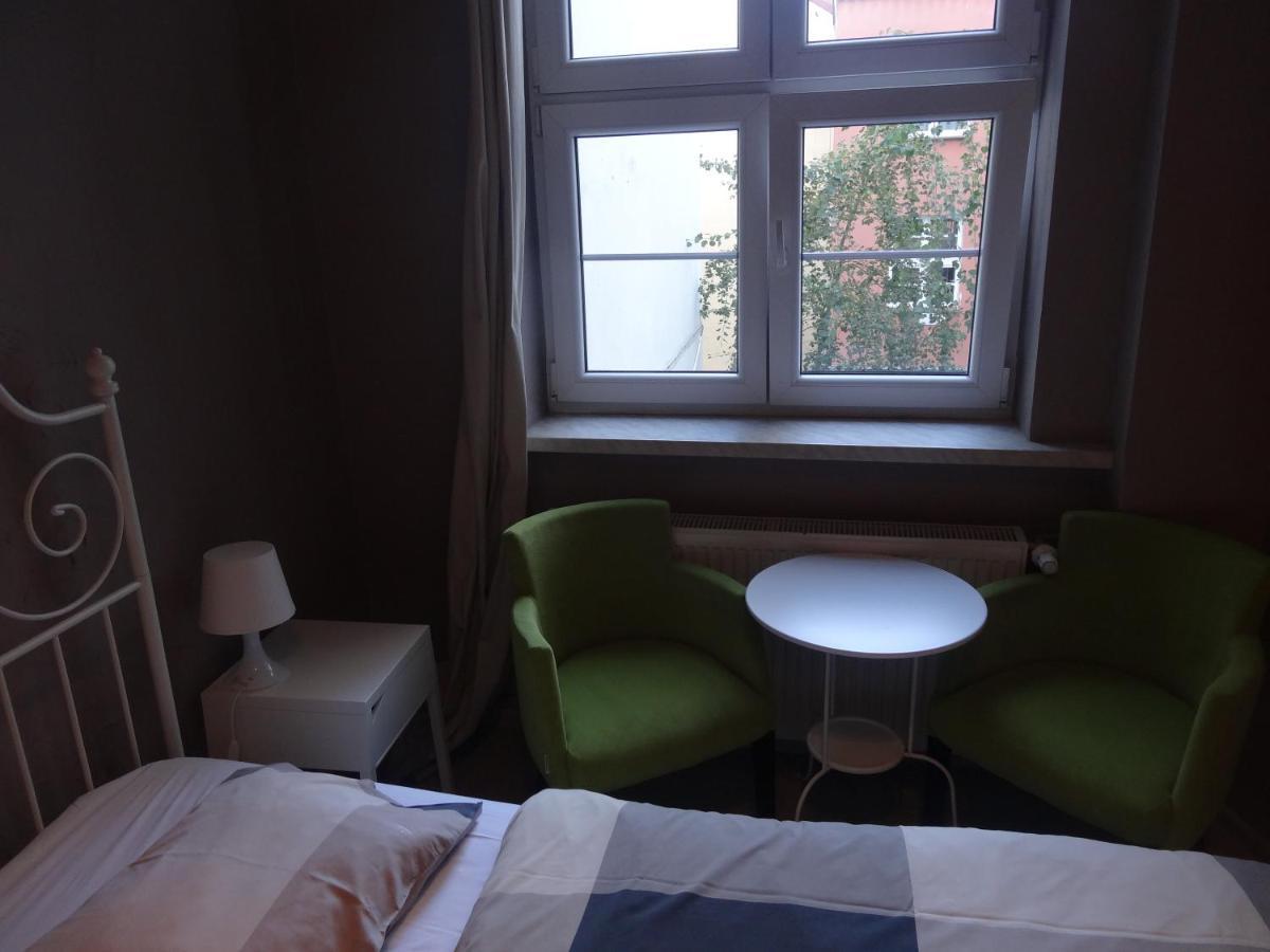 Rosemary'S Private Ensuite Rooms In Old Town Poznan Exterior photo